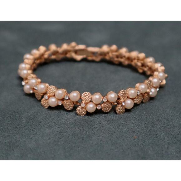 Vintage Trifari Pearl Rhinestone Textured Gold Bracelet - Picture 1 of 6